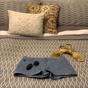 NWOT Old Navy Blue Cotton Shorts - 6